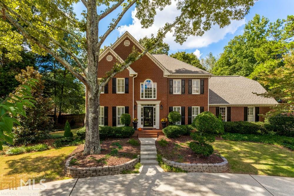 Property Photo: 4501 Woodhall Way GA 30075