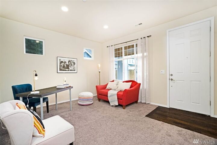 Property Photo:  17828  116th Stct E  WA 98391 