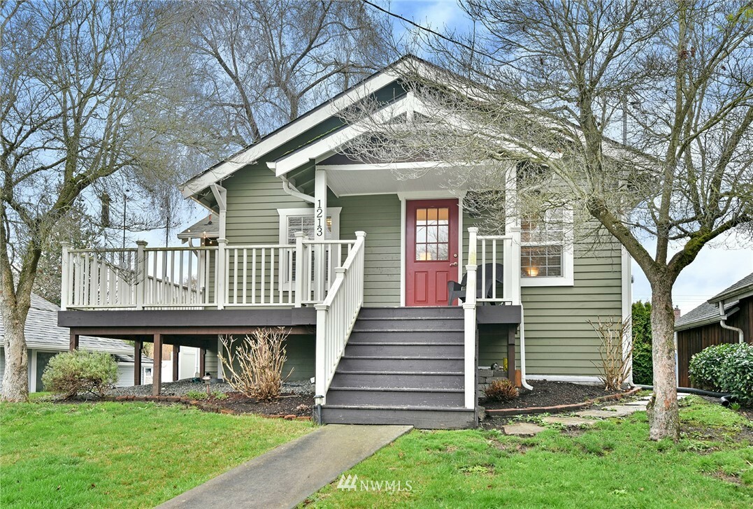 Property Photo:  1213 Elizabeth Avenue  WA 98337 