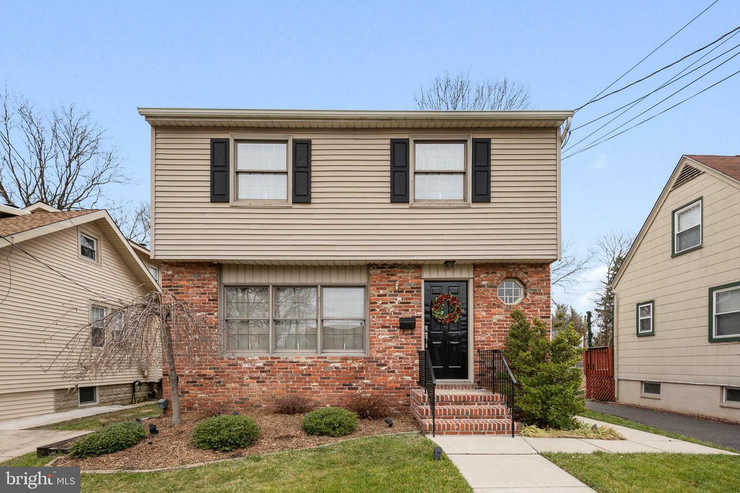 Property Photo:  67 Manor Avenue  NJ 08107 