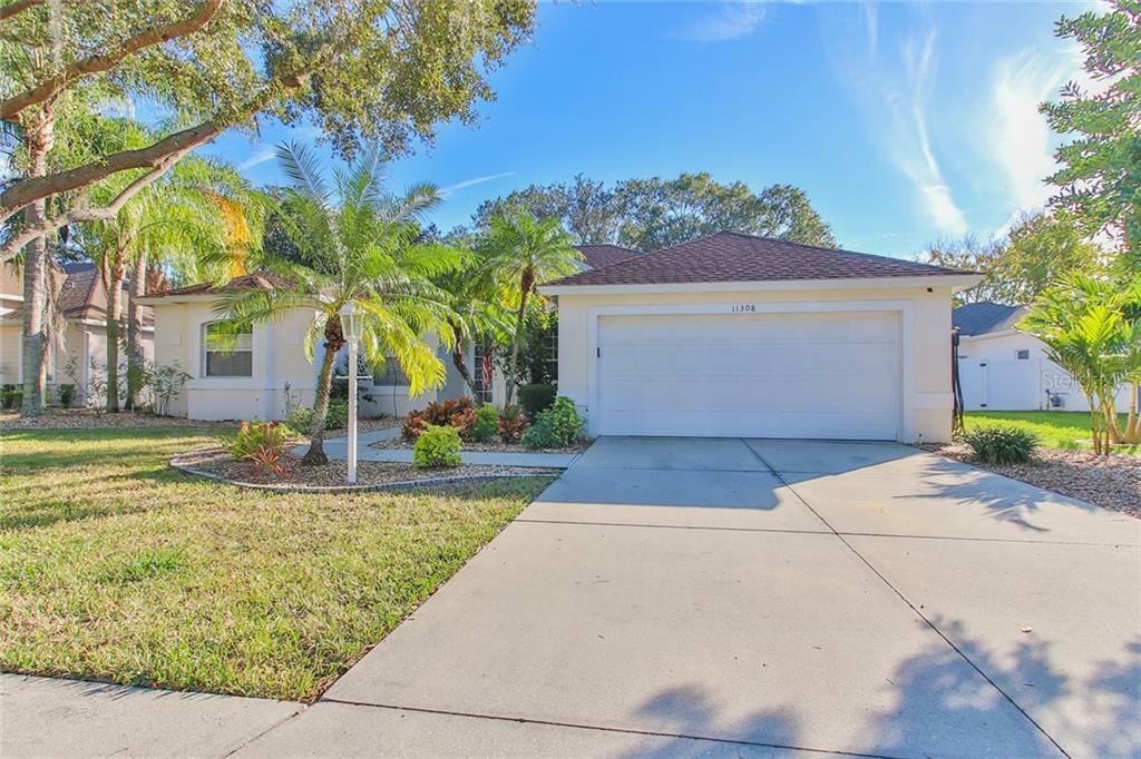 Property Photo: 11308 Pine Lilly Place FL 34202