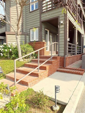 Property Photo: 10 Coronado Avenue 7 CA 90803
