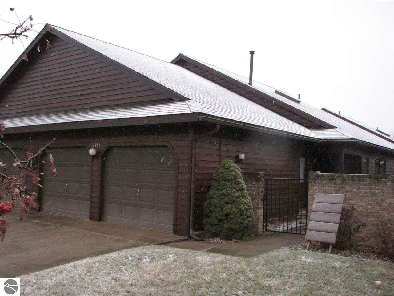 Property Photo: 2197 Hammond Place Center MI 49686