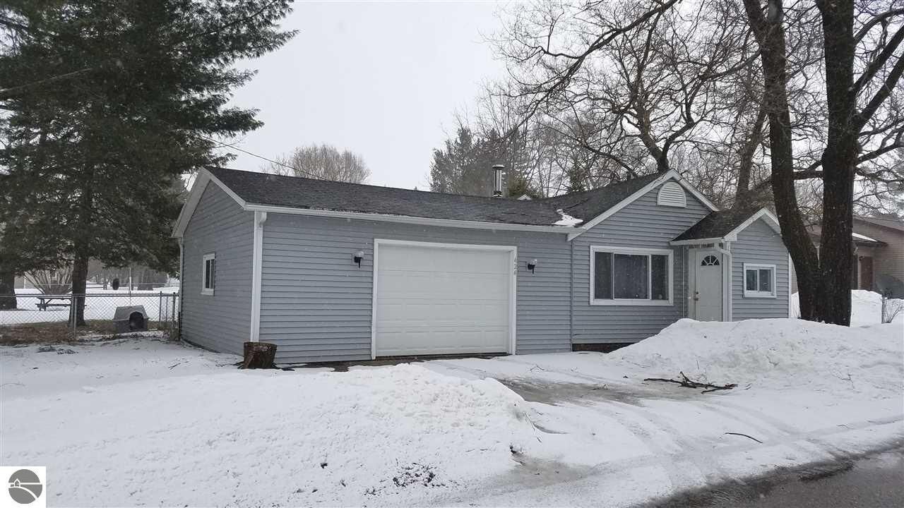 Property Photo:  424 Rogers  MI 49601 