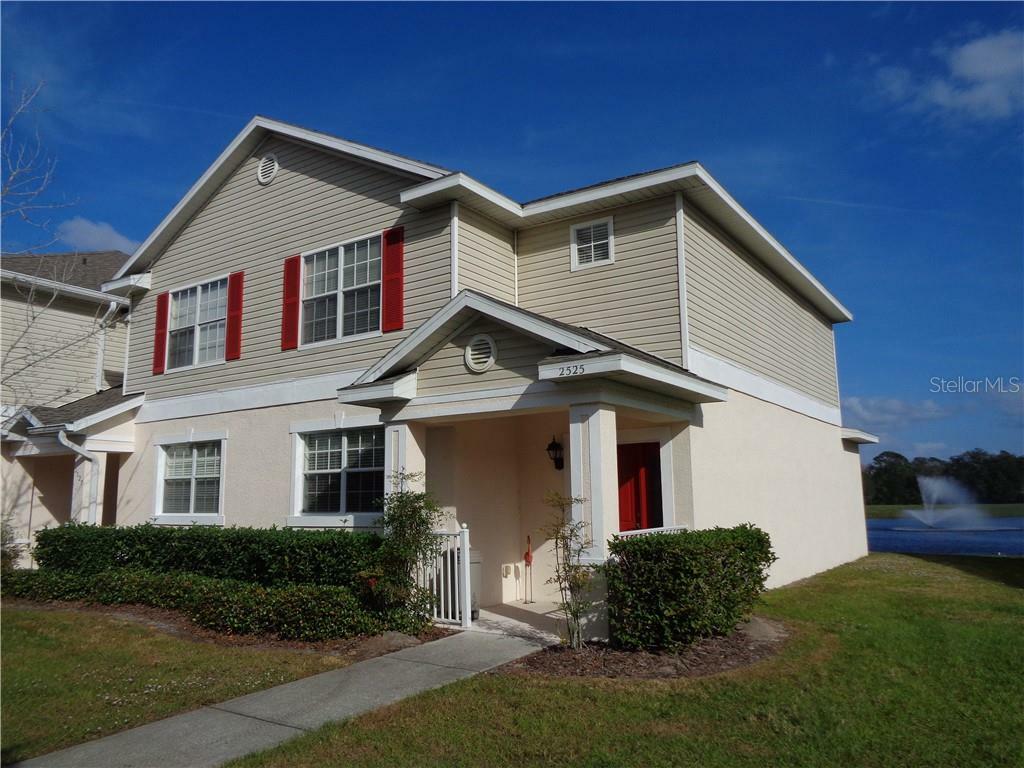 Property Photo:  2525 Old Kent Circle  FL 34758 