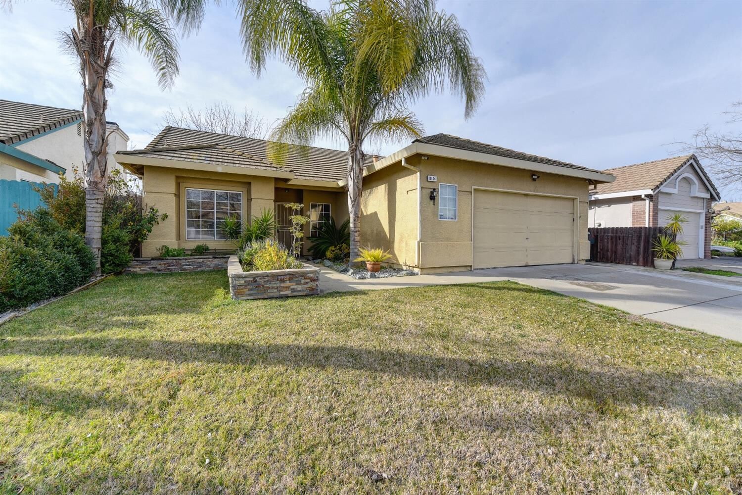 Property Photo:  8104 Delft Court  CA 95829 