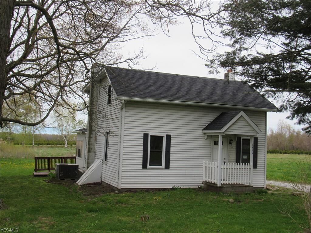 Property Photo:  7295 Chapel Road  OH 44057 