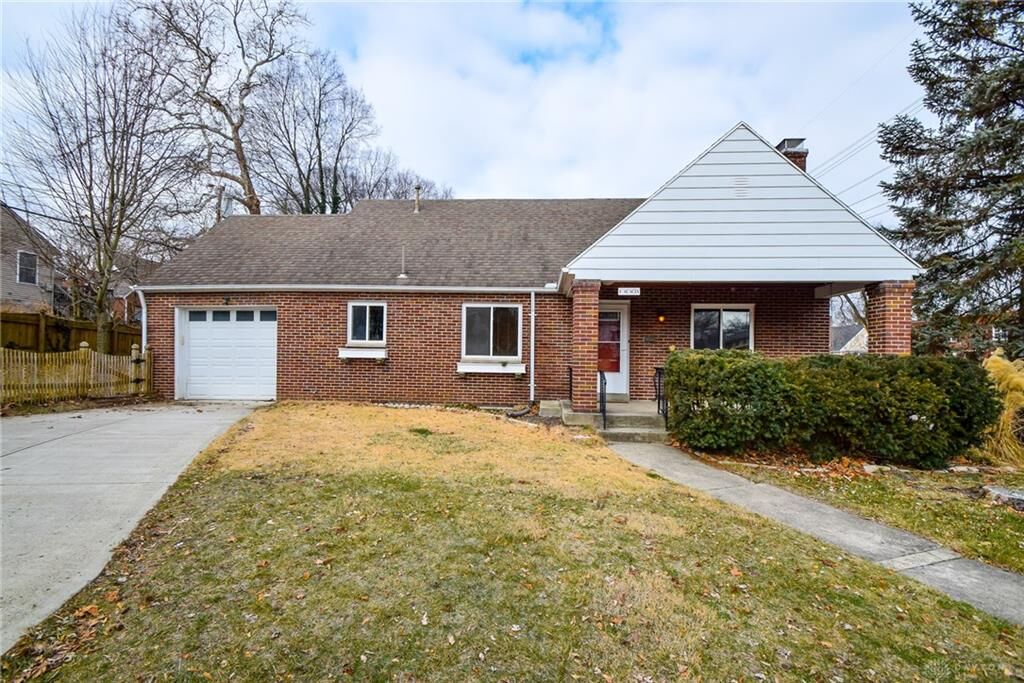 Property Photo: 1 Acacia Drive OH 45409
