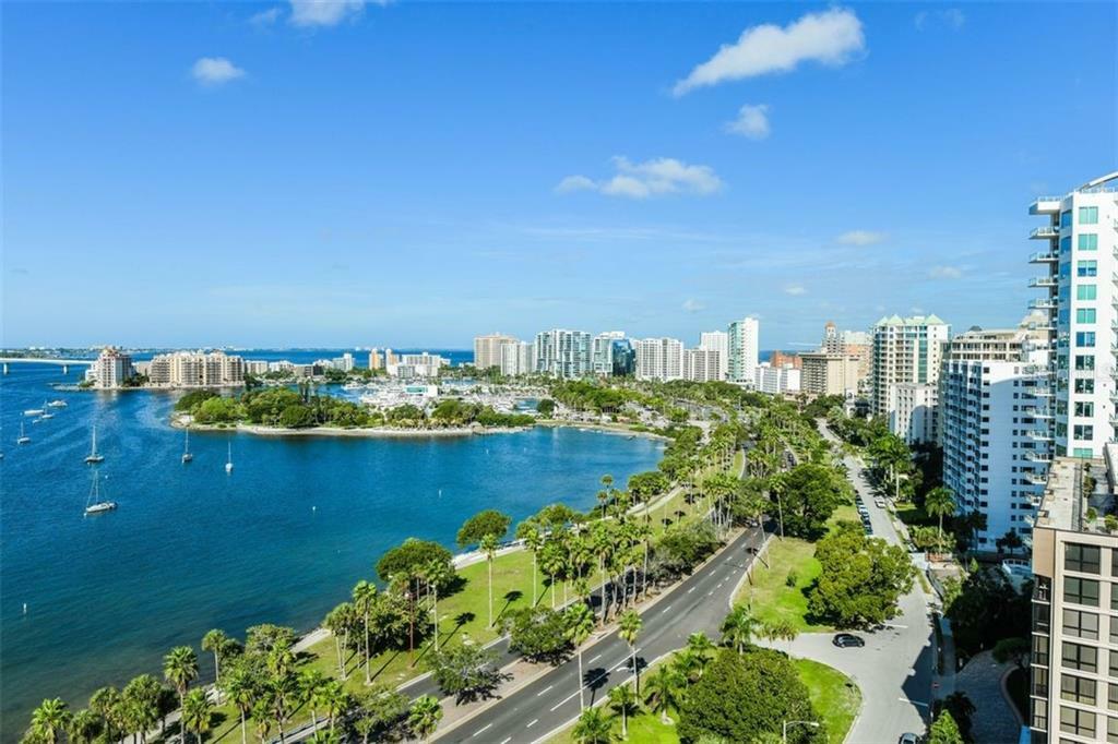 Property Photo:  435 S Gulfstream Avenue 602  FL 34236 