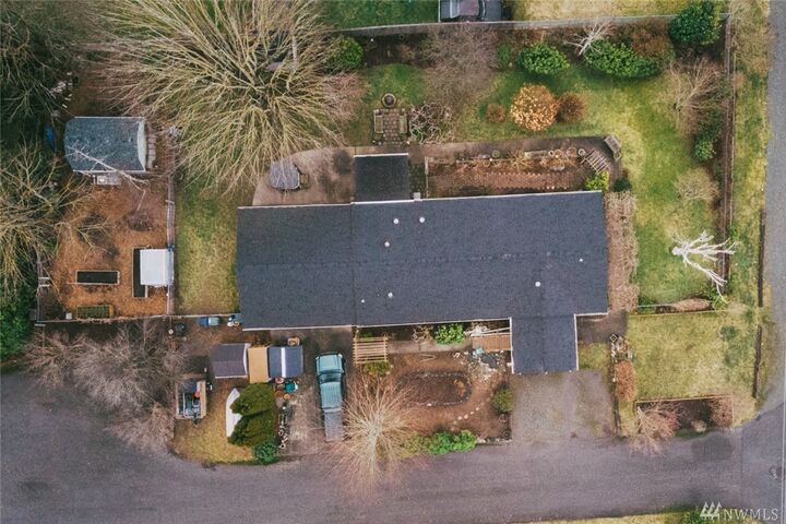 Property Photo:  401  Briza Lane  WA 98284 