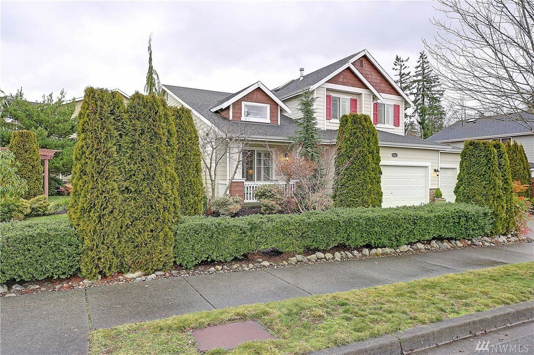 Property Photo:  8501 Grove St  WA 98270 