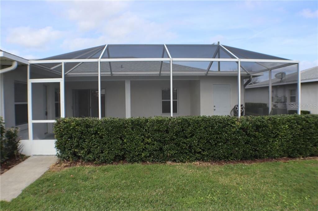 Property Photo:  2983 Poplar Avenue  FL 34748 