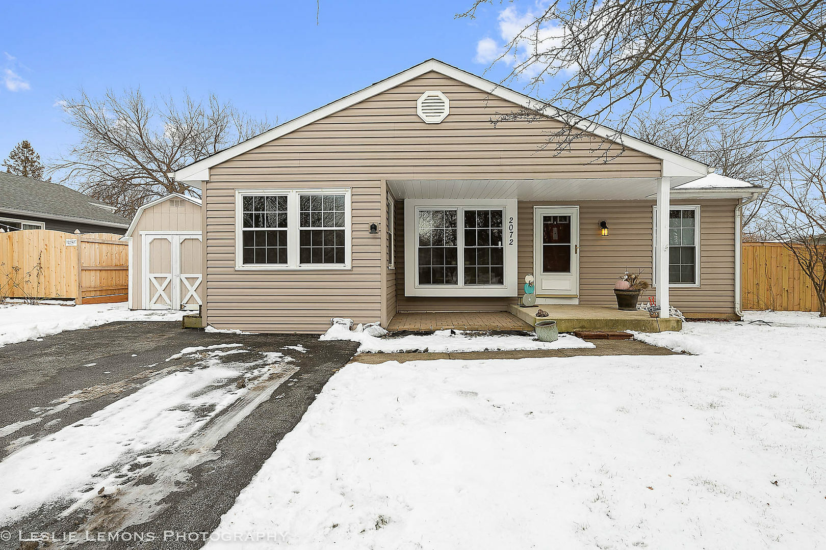 Property Photo:  2072 Navarone Drive  IL 60565 