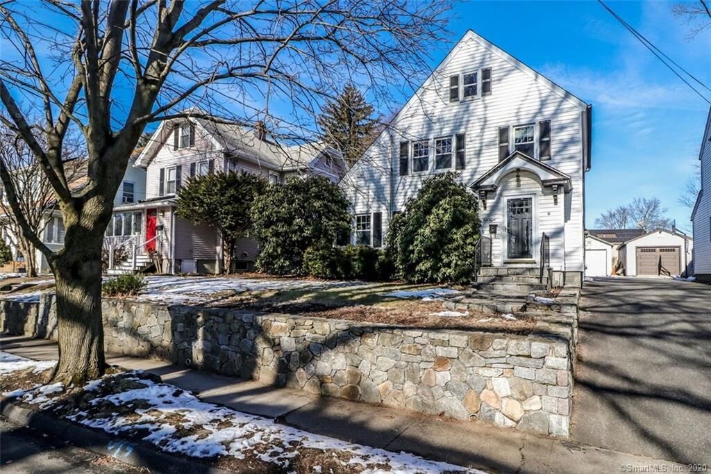 Property Photo:  58 Hurd Avenue  CT 06614 