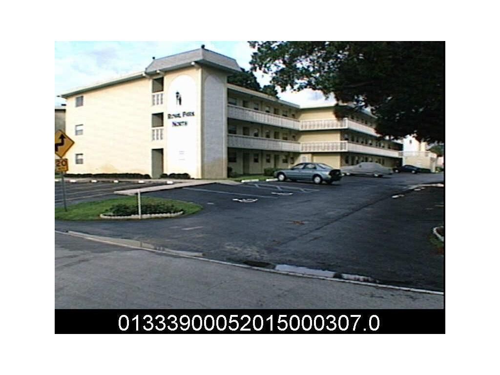 Property Photo: 1100 Ponce De Leon Circle N307 FL 32960