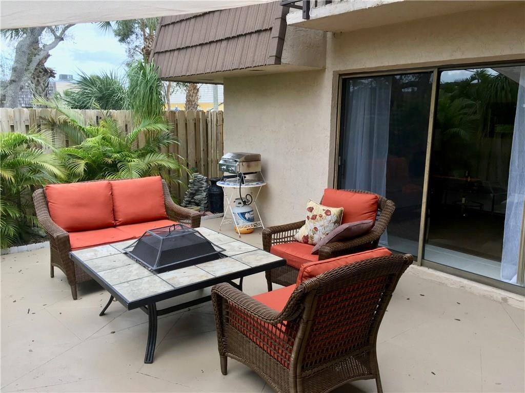 Property Photo: 1166 6th Avenue 18A FL 32960