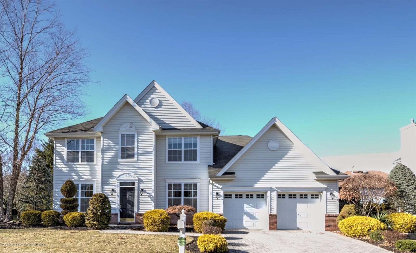 Property Photo:  30 Narrows Way  NJ 08831 
