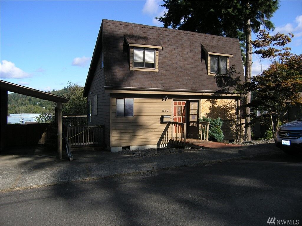 Property Photo: 832 Terrace Avenue WA 98520