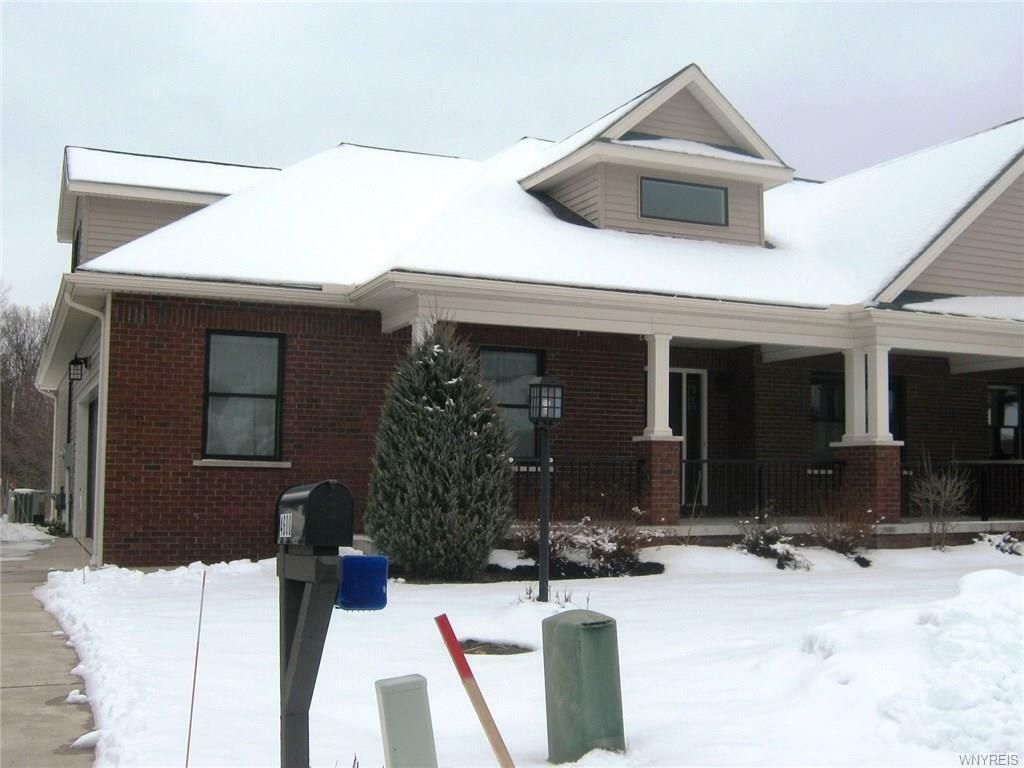 Property Photo: 4600 Martingale Court NY 14052