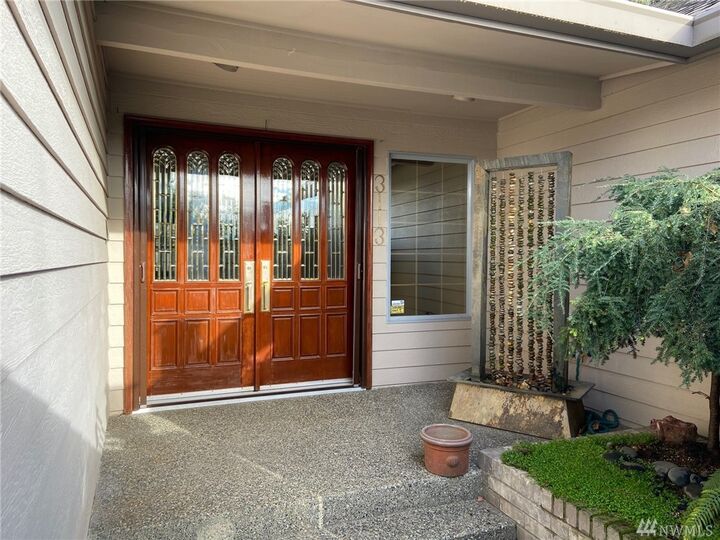 Property Photo:  3113 N Claremont Dr  WA 98407 