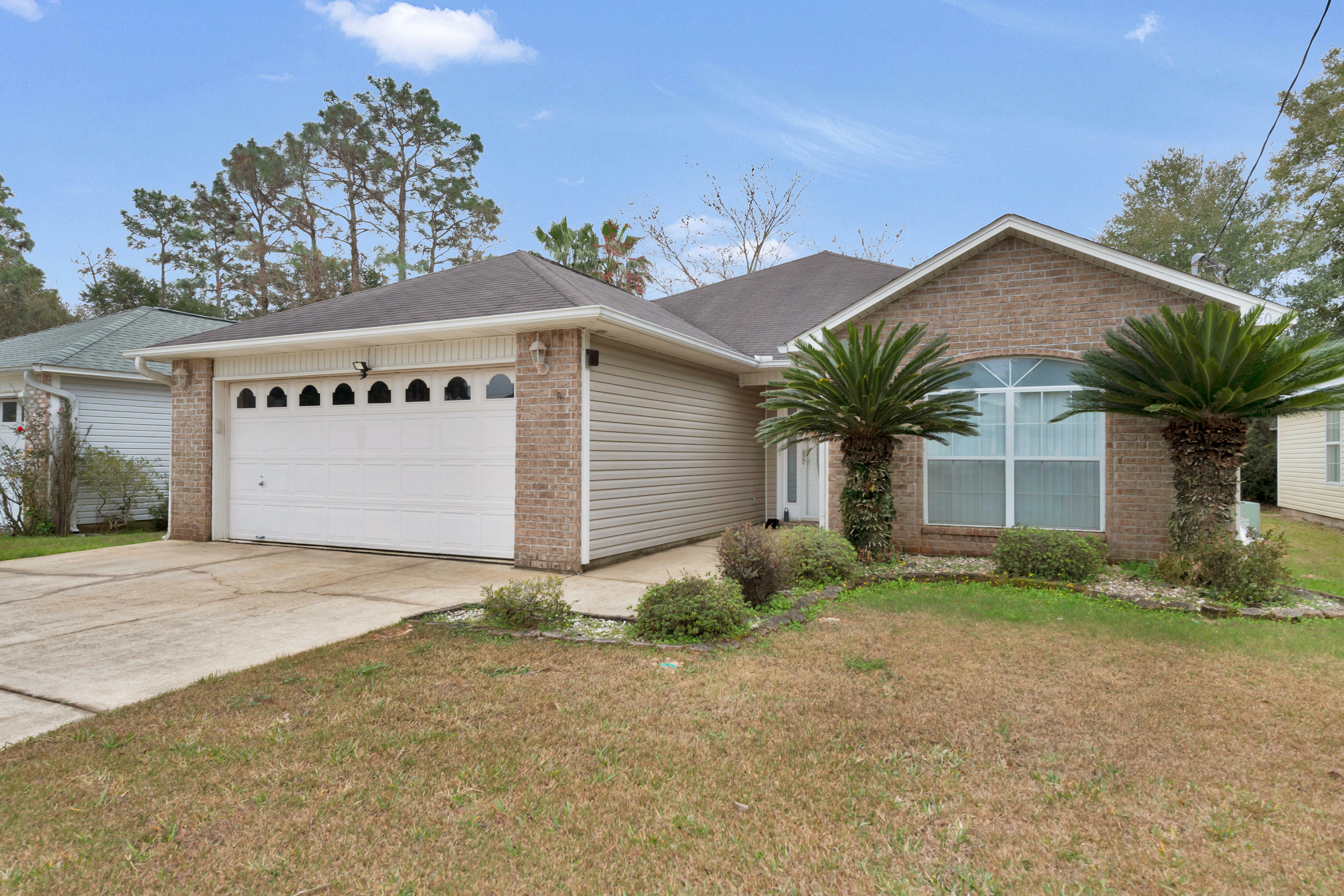 Property Photo:  1850 Brick Circle  FL 32547 