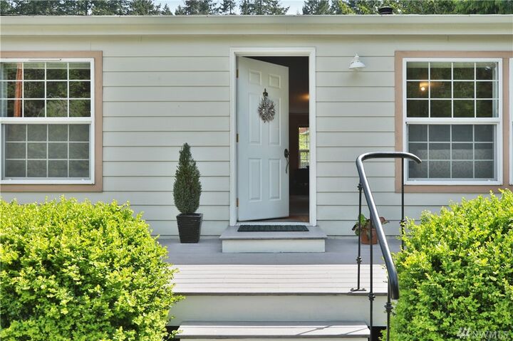 Property Photo: 1948 Moonlight Dr WA 98249