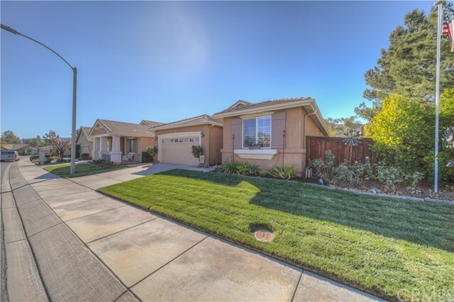 Property Photo:  415 Bjorn Court  CA 92545 