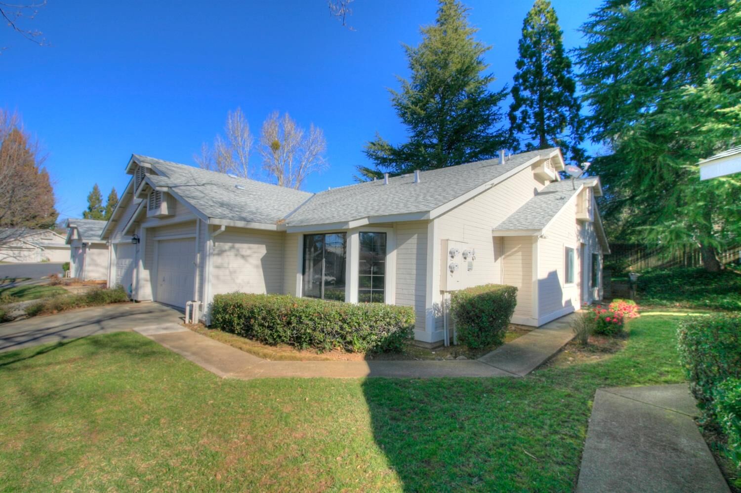 Property Photo: 2238 Country Villa Court CA 95603