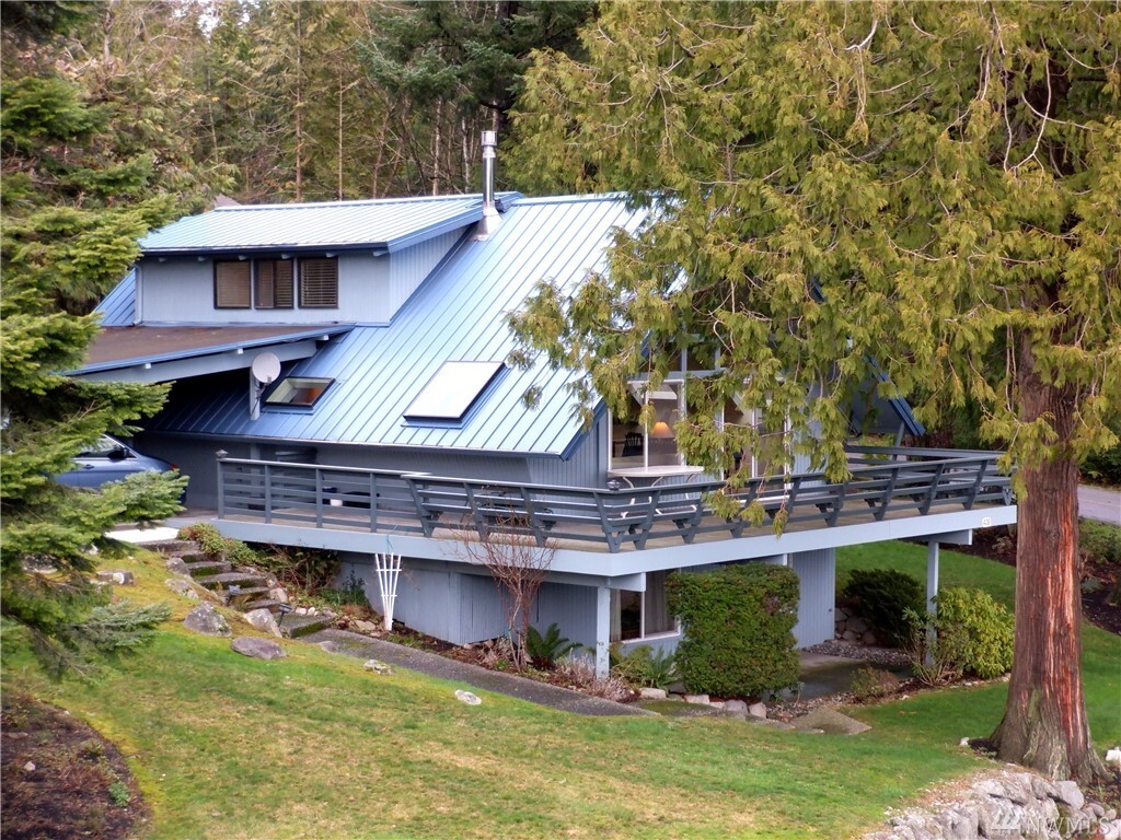 Property Photo: 408 Umatilla Drive WA 98257