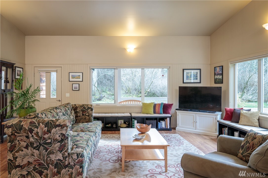 Property Photo:  69  Towhee Lane  WA 98261 