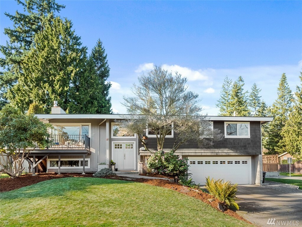 Property Photo:  22608 87th Place W  WA 98026 