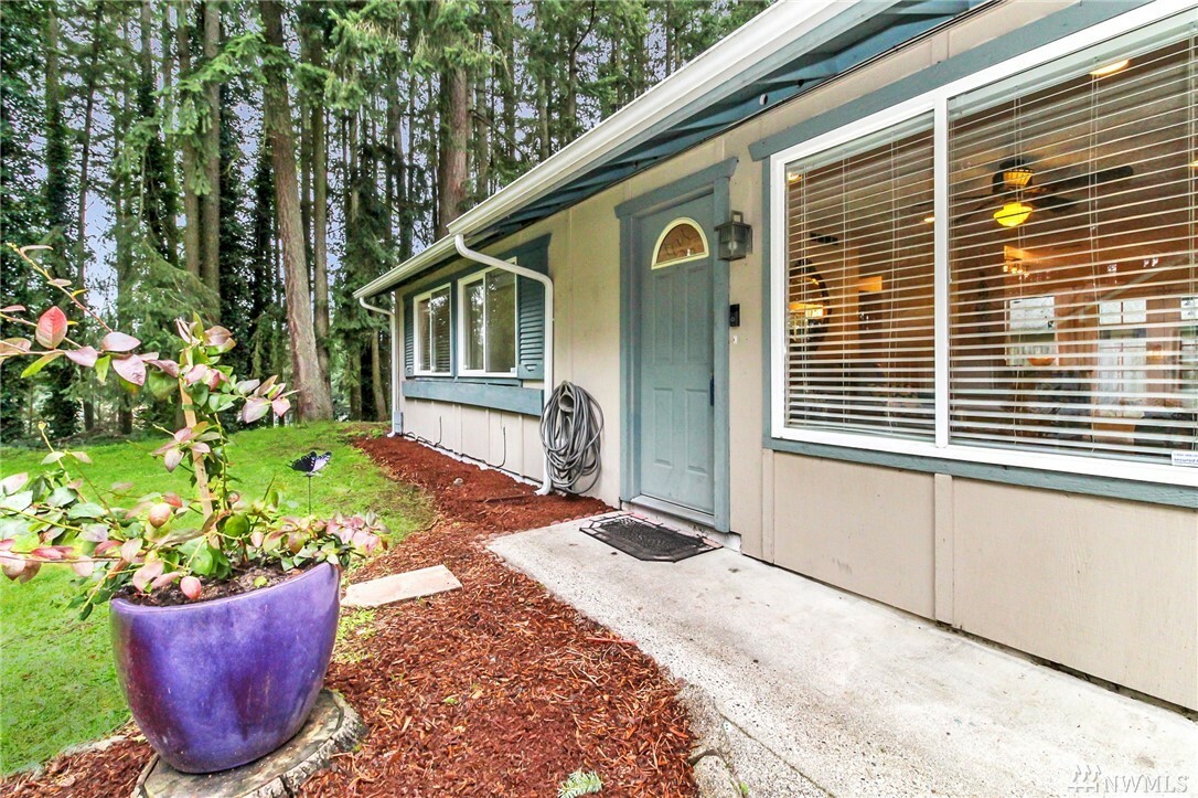 Property Photo:  19008 SE 266th St  WA 98042 