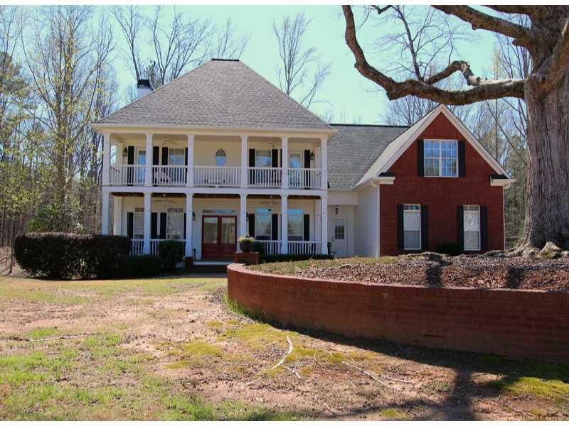 Property Photo:  183 Oak Grove Drive   30157 