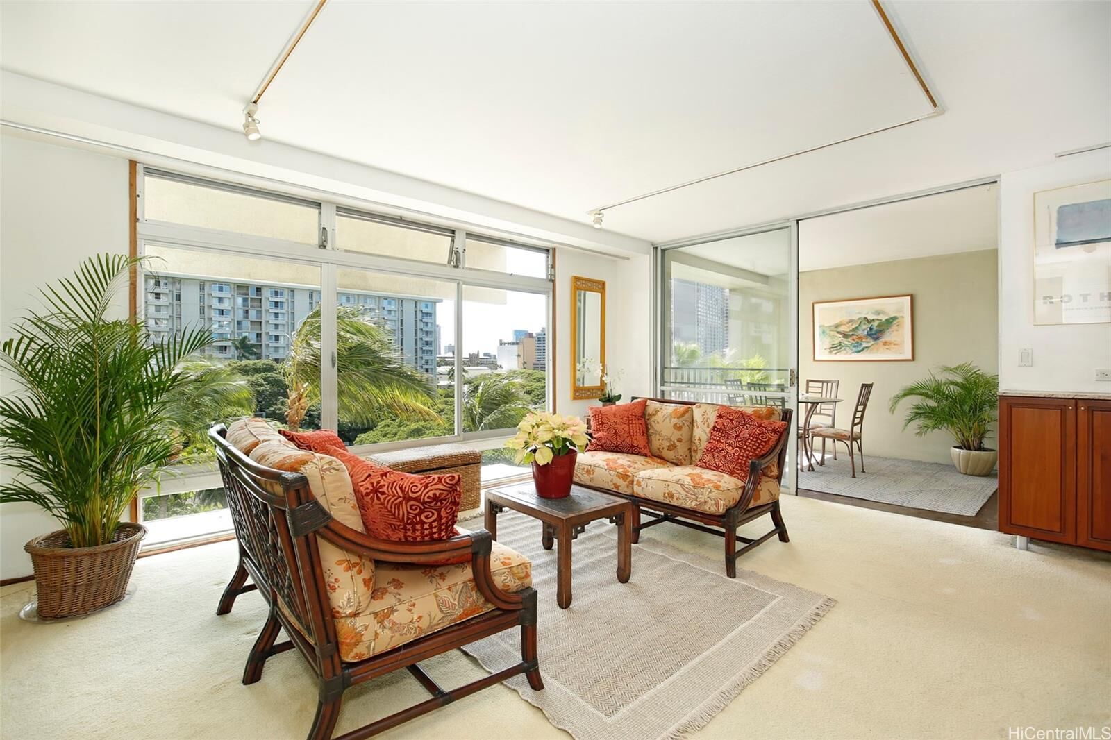 Property Photo:  1515 Nuuanu Avenue 551  HI 96817 
