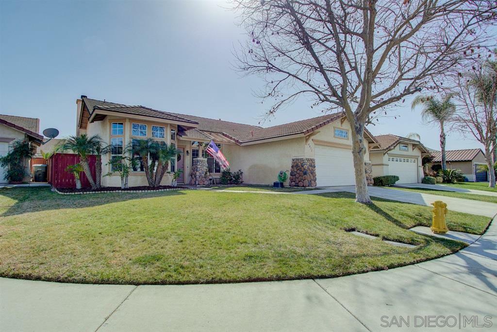 Property Photo:  4873 Lake Park Pl  CA 92028 