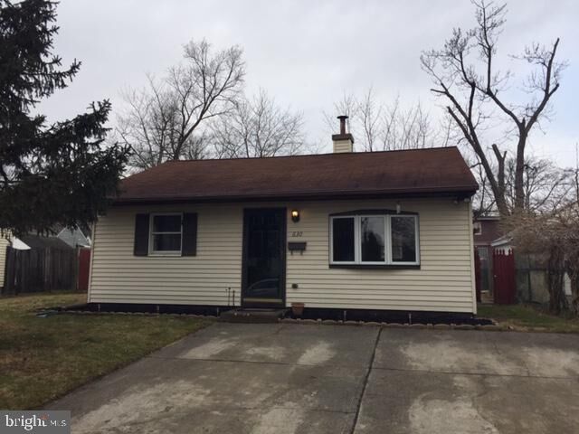 Property Photo:  630 Barclay Avenue  PA 19067 