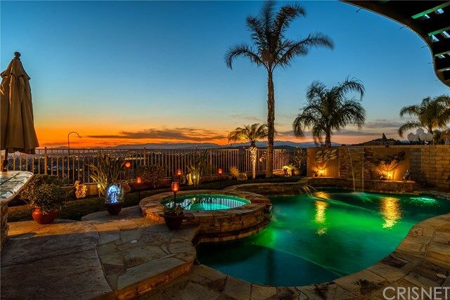 Property Photo:  28415 Incline Lane  CA 91390 