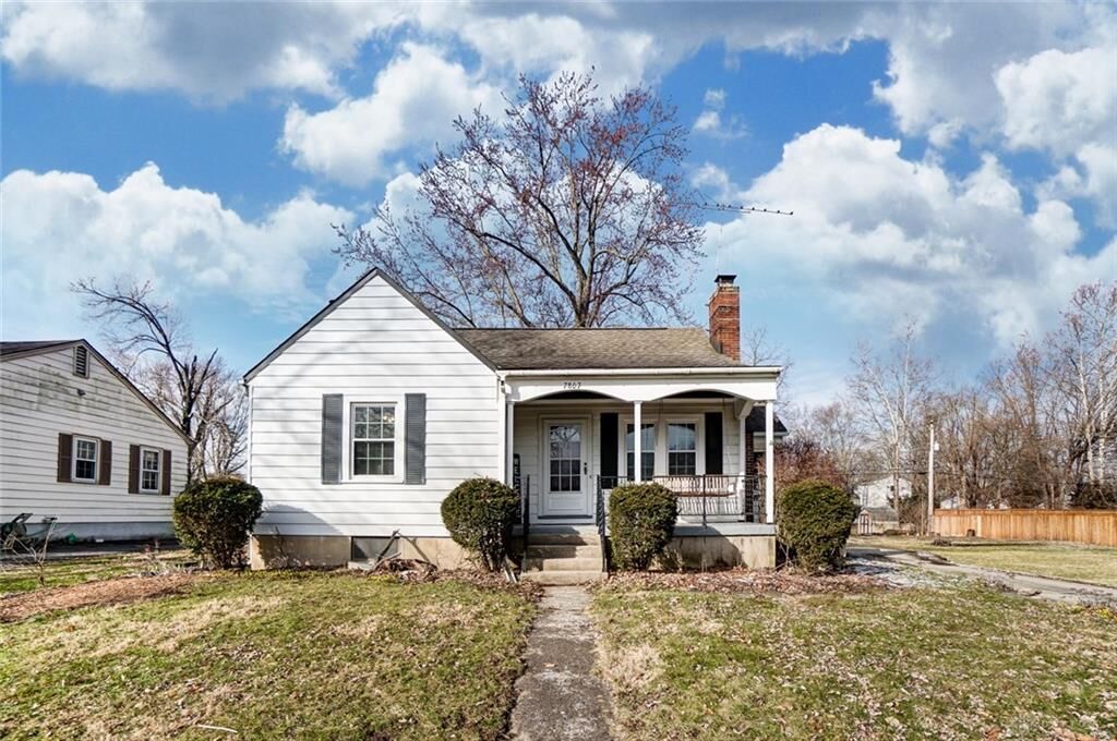 Property Photo: 7807 Irvington Avenue OH 45415