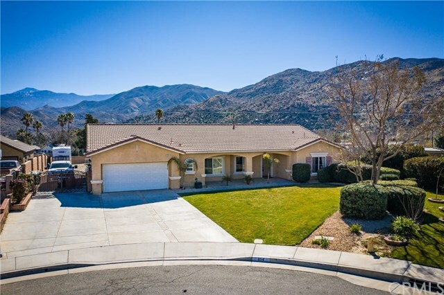 Property Photo:  1154 Calderon Way  CA 92220 