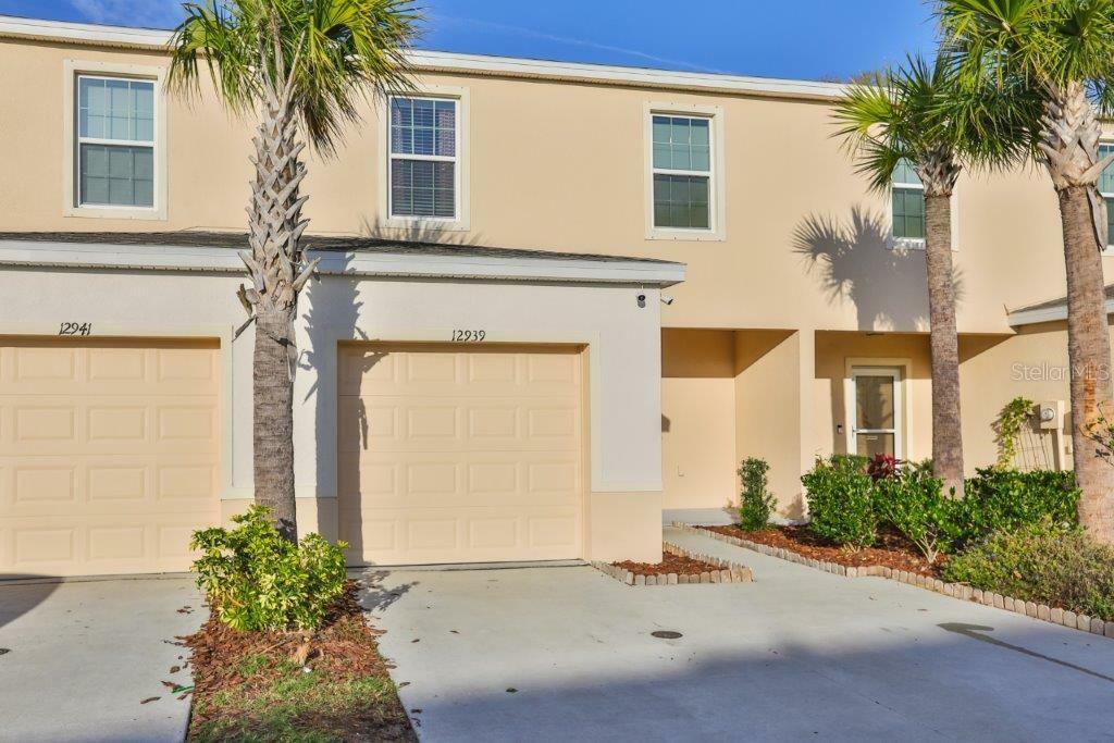 Property Photo:  12939 Shady Fern Lane  FL 33534 