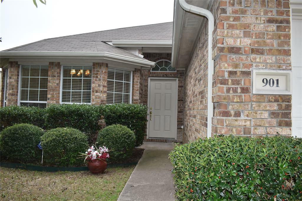 Property Photo:  901 Tourmalin Drive  TX 75071 