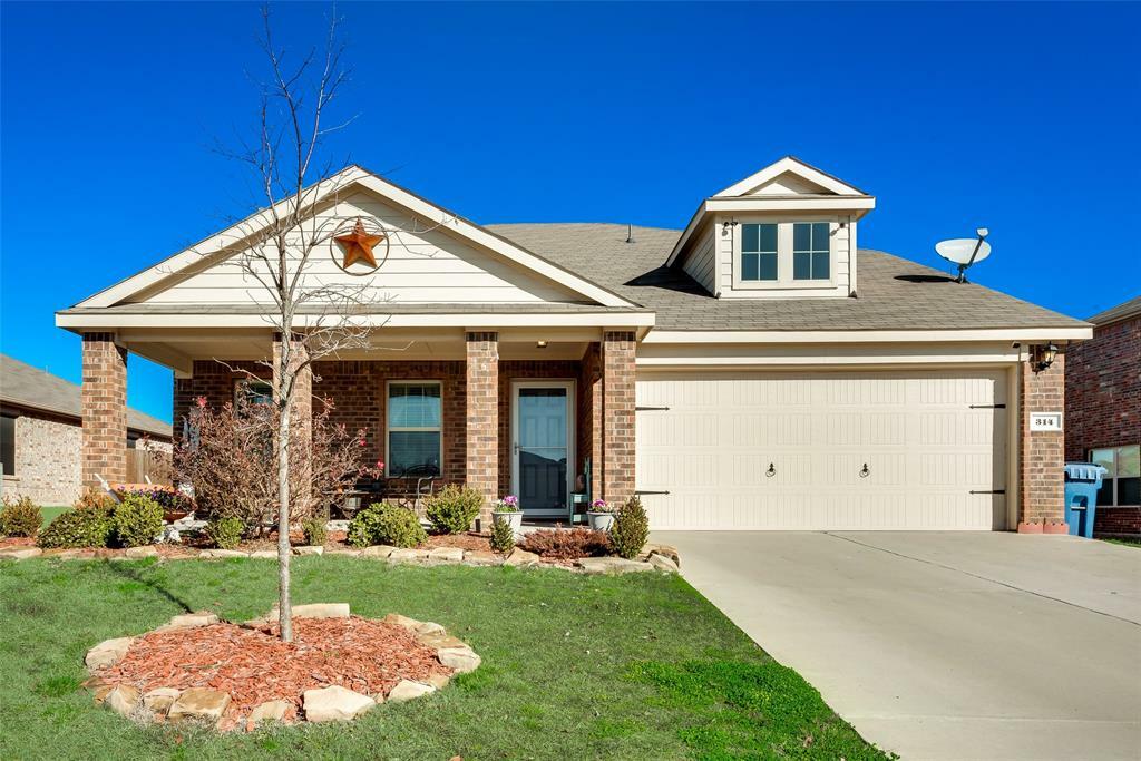 Property Photo:  314 Azalea Drive  TX 75173 