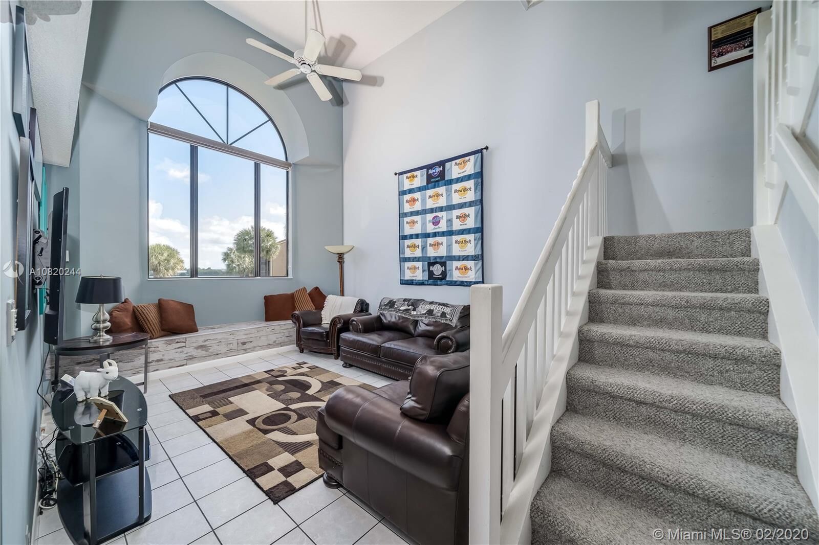 Property Photo:  15579 N Miami Lakeway N 205  FL 33014 