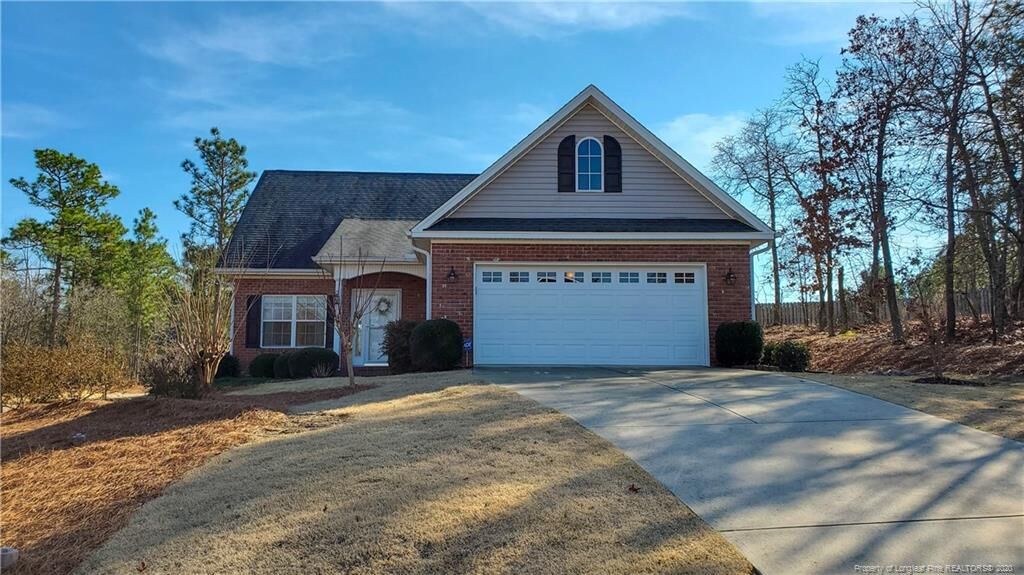 Property Photo: 5 Adams Circle NC 28374