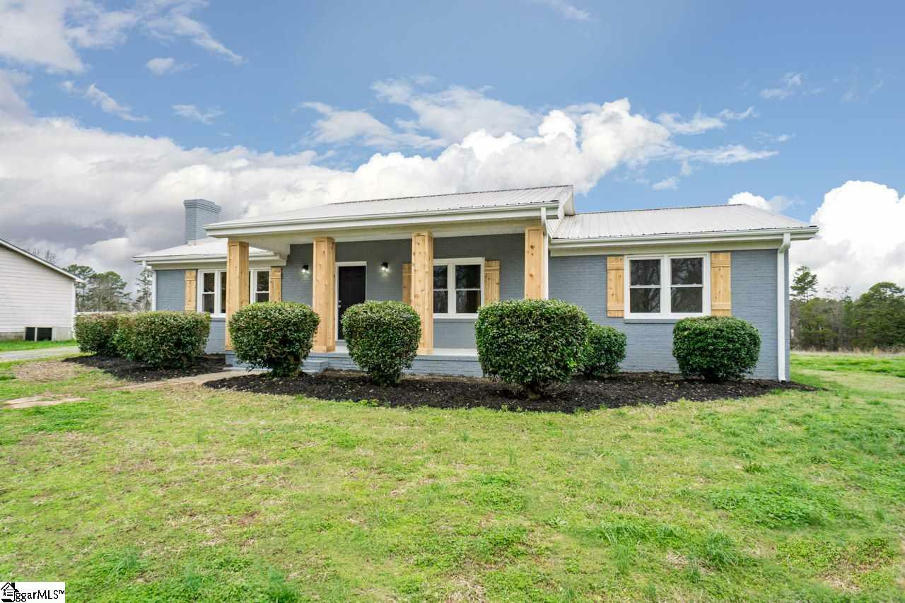 Property Photo:  1336 Ridge Road  SC 29607 