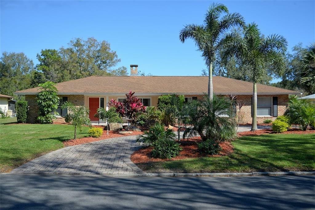 Property Photo:  8523 Caracas Avenue  FL 32825 