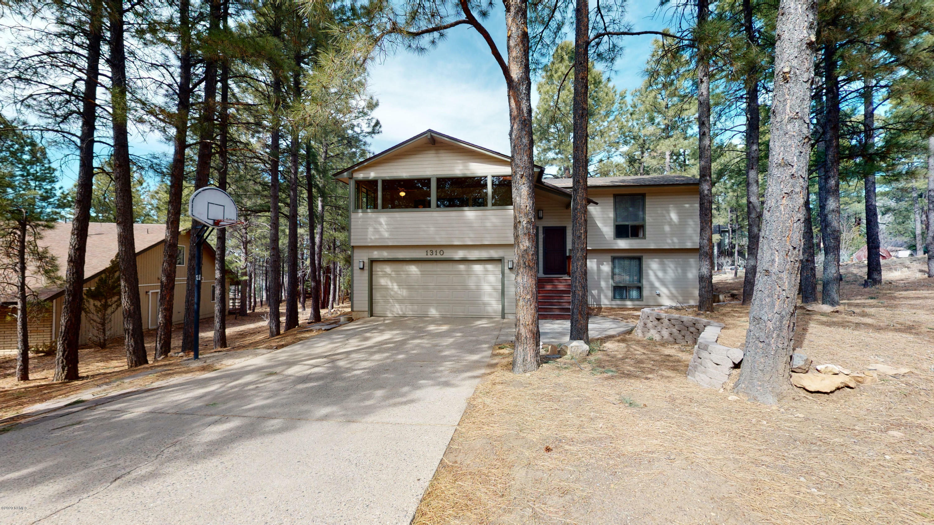 Property Photo:  1310 N La Costa Lane  AZ 86004 