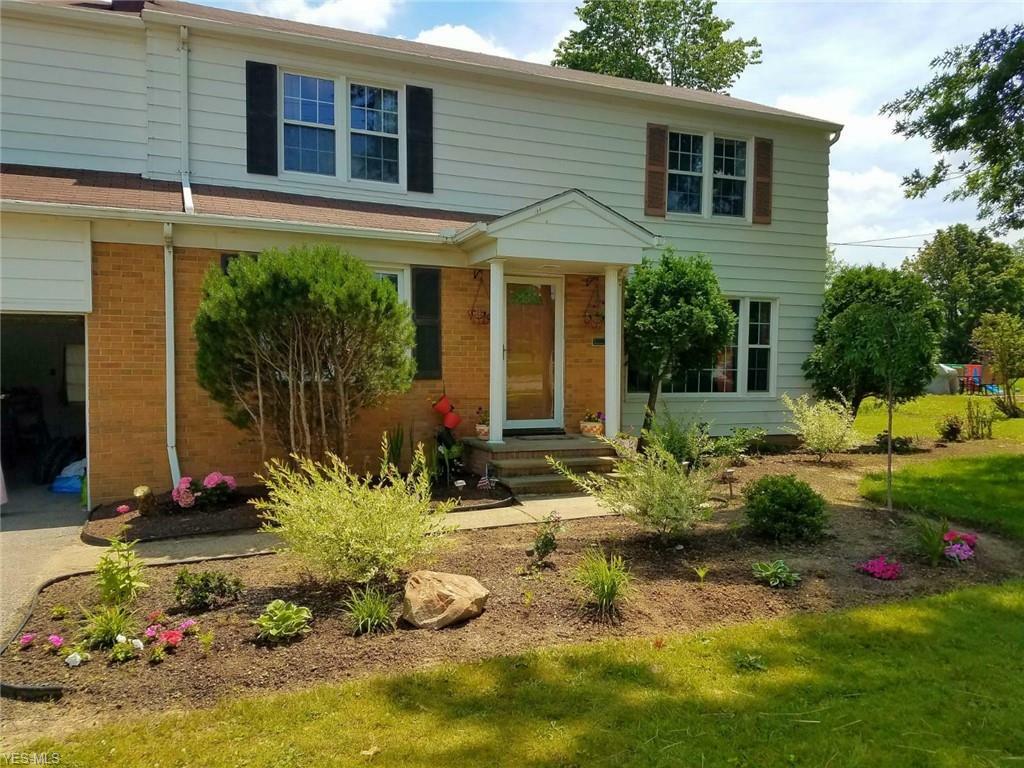 Property Photo: 2537 Richmond Road OH 44122