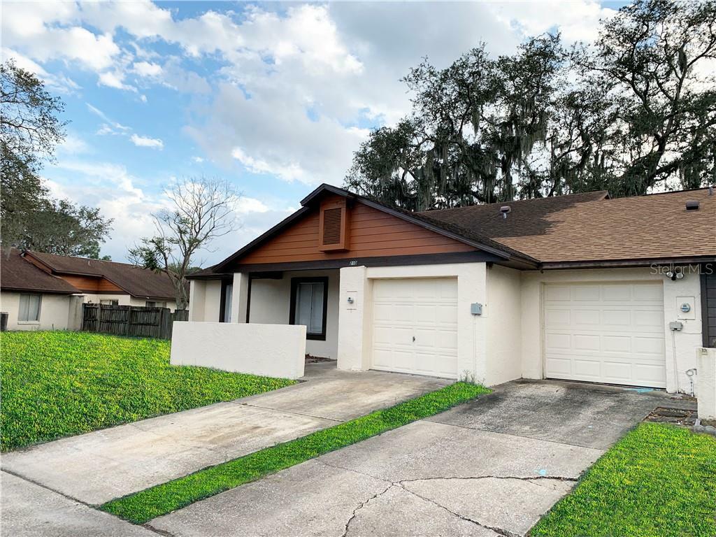 Property Photo:  210 Clear Lake Circle  FL 32773 