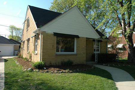 Property Photo:  311 N Story Pkwy  WI 53208 